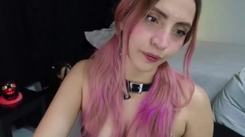 Sofia online show from 03-06-25, 02:41