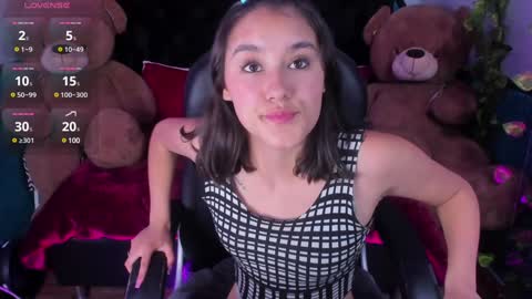 Sophie  online show from 01-07-25, 07:28