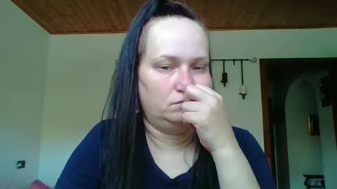 Melisa online show from 09-22-25, 08:27