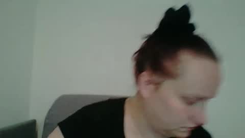 Melisa online show from 10-07-25, 03:47