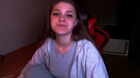 Snapshot of _sweet_foxy_ chatting on 04-14-26, 02:01 Mari online show from 04-14-26, 02:01