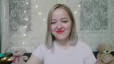Snapshot of _sweet_smile_ chatting on 09-13-25, 08:19 _sweet_smile_ online show from 09-13-25, 08:19
