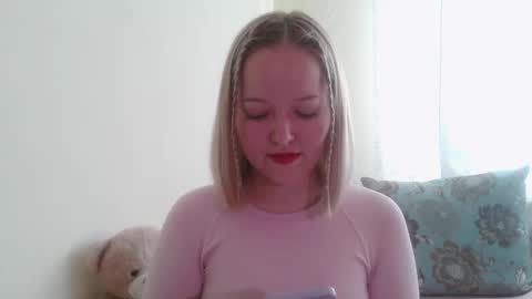 Snapshot of _sweet_smile_ chatting on 09-30-25, 09:36 _sweet_smile_ online show from 09-30-25, 09:36