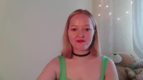 Snapshot of _sweet_smile_ chatting on 10-16-25, 10:05 _sweet_smile_ online show from 10-16-25, 10:05