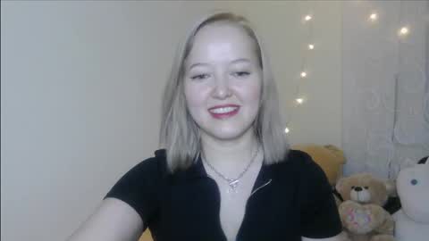 Snapshot of _sweet_smile_ chatting on 10-28-25, 08:00 _sweet_smile_ online show from 10-28-25, 08:00