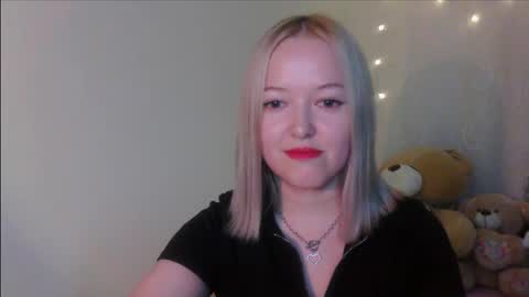 Snapshot of _sweet_smile_ chatting on 11-14-25, 08:40 _sweet_smile_ online show from 11-14-25, 08:40
