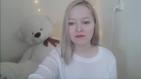 Snapshot of _sweet_smile_ chatting on 02-16-26, 08:43 _sweet_smile_ online show from 02-16-26, 08:43
