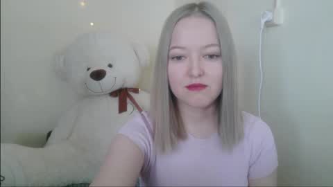 Snapshot of _sweet_smile_ chatting on 02-18-26, 08:43 _sweet_smile_ online show from 02-18-26, 08:43