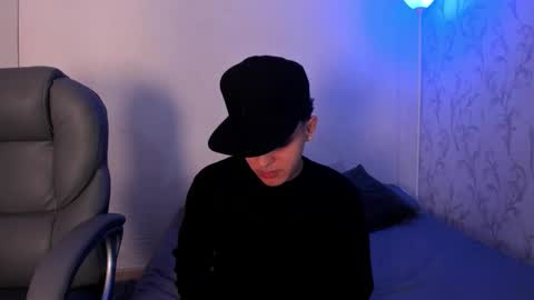 Snapshot of _taylorblack chatting on 12-16-25, 11:26 _taylorblack online show from 12-16-25, 11:26