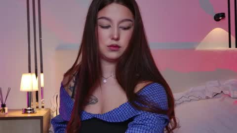 _tessa_may_ online show from 12-01-25, 12:15