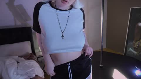 MIRA online show from 04-11-26, 07:45