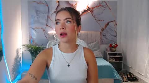 Snapshot of _tiffany1 chatting on 09-09-25, 08:08 _tiffany1 online show from 09-09-25, 08:08