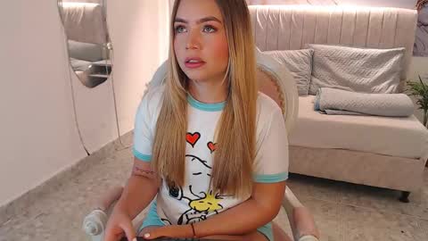 Snapshot of _tiffany1 chatting on 11-04-25, 10:09 _tiffany1 online show from 11-04-25, 10:09