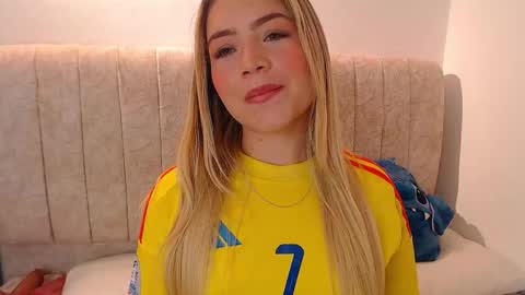 Snapshot of _tiffany1 chatting on 03-01-26, 07:16 _tiffany1 online show from 03-01-26, 07:16