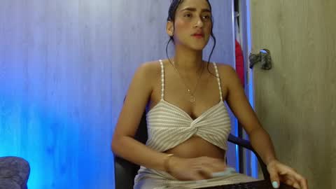 Rousse  online show from 03-14-26, 12:17