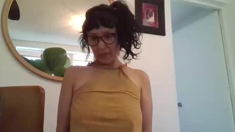 _tutti_frutti_ online show from 04-13-26, 10:48