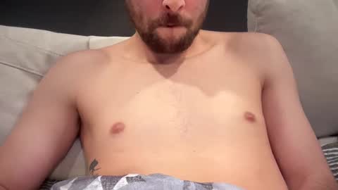 Snapshot of _ur_happy_meal chatting on 02-22-25, 04:07 DJ online show from 02-22-25, 04:07