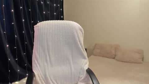 Snapshot of _vallylove chatting on 03-06-25, 05:46 _vallylove online show from 03-06-25, 05:46