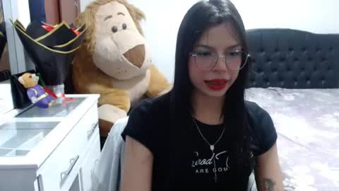 Snapshot of _venusxxx chatting on 08-10-26, 03:43 _venusxxx online show from 08-10-26, 03:43