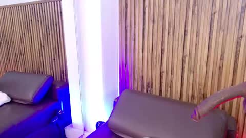 Veronica online show from 10-08-25, 12:03