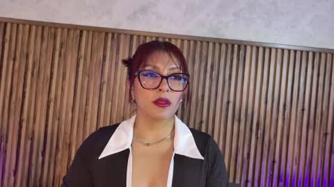Veronica online show from 05-27-26, 03:31