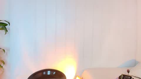 Victoria Fox online show from 02-08-26, 11:30