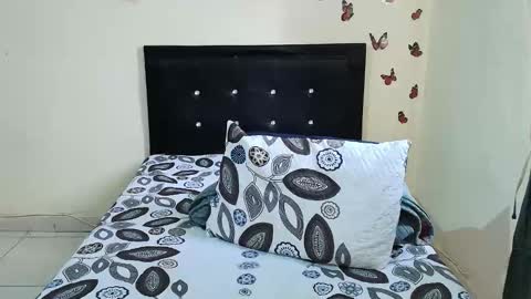 _victoriia_971 online show from 10-27-25, 01:59