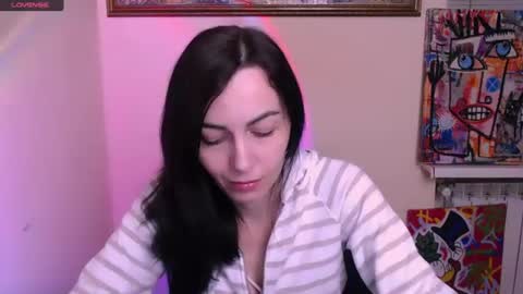 Vio online show from 06-17-26, 05:03