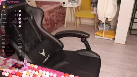 Alis online show from 03-26-26, 08:42