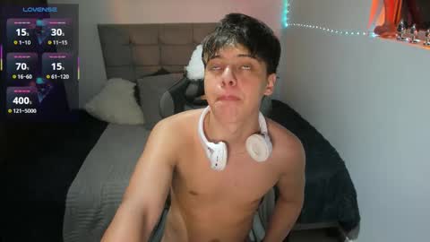 Snapshot of _walker007 chatting on 11-29-25, 03:42 Aron Walker online show from 11-29-25, 03:42