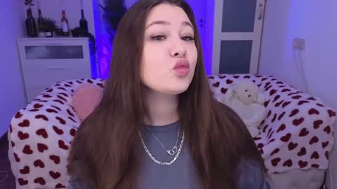 Snapshot of _wendy_evans_ chatting on 02-23-25, 01:21 Wendy online show from 02-23-25, 01:21