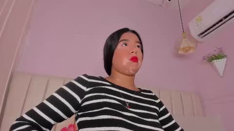 Snapshot of _wendy_x chatting on 07-09-26, 11:47 _wendy_x online show from 07-09-26, 11:47