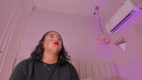 Snapshot of _wendy_x chatting on 07-16-26, 11:38 _wendy_x online show from 07-16-26, 11:38