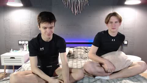 Snapshot of _whitenight18_ chatting on 12-15-24, 03:45 Bogdan Vlad online show from 12-15-24, 03:45