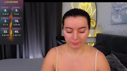 Snapshot of _your_sweetdream chatting on 02-26-25, 08:26 Jasmine online show from 02-26-25, 08:26