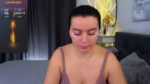 Snapshot of _your_sweetdream chatting on 02-28-25, 08:09 Jasmine online show from 02-28-25, 08:09