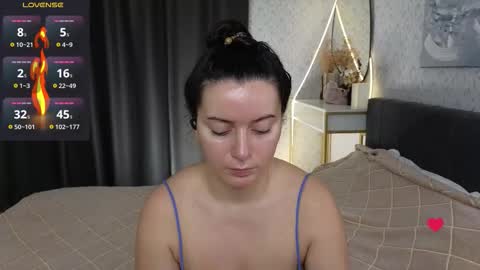 Snapshot of _your_sweetdream chatting on 11-19-25, 08:14 Jasmine online show from 11-19-25, 08:14