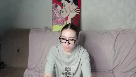 Snapshot of _yourhotangel_ chatting on 06-24-26, 06:34 Eva online show from 06-24-26, 06:34