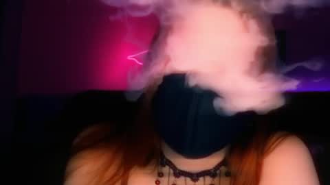 Snapshot of _yourwetdreams_ chatting on 05-10-26, 03:28 Roxy online show from 05-10-26, 03:28