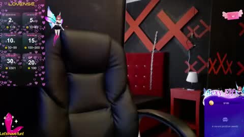 Yuyi online show from 02-13-25, 11:17