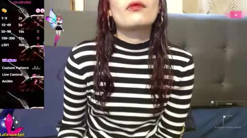 Yuyi online show from 09-13-25, 01:38