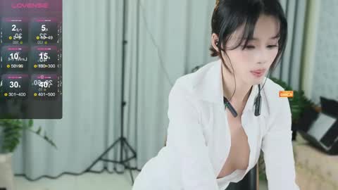 _zizi_ online show from 03-06-25, 12:41