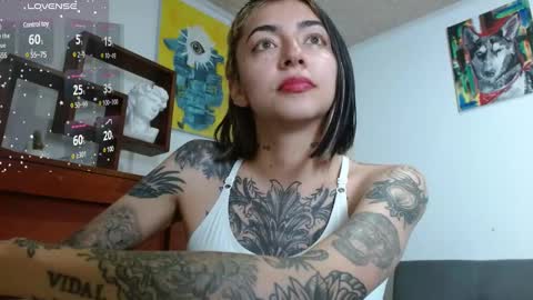 Snapshot of _zoebakers chatting on 03-03-25, 06:33 Zoe online show from 03-03-25, 06:33