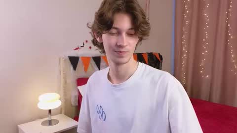 Denis online show from 10-25-25, 12:23