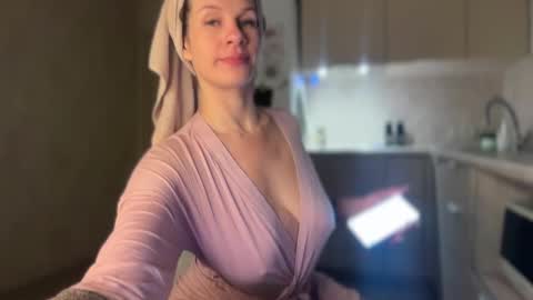 Snapshot of a__enigma chatting on 11-09-25, 09:57 online show from 11-09-25, 09:57