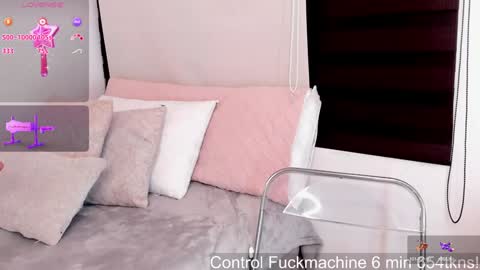 Alexandra  online show from 01-07-25, 09:07