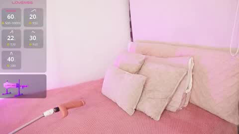 Alexandra  online show from 09-19-25, 10:05