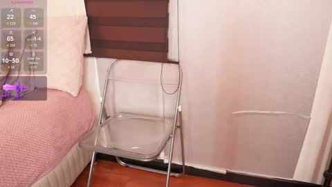 Alexandra  online show from 01-14-26, 09:04