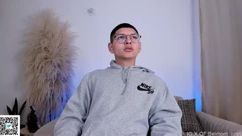 a_lejandro_0_8 online show from 04-06-26, 01:03