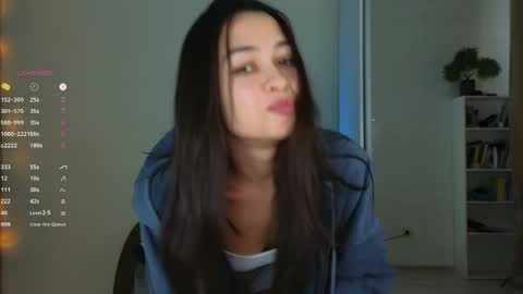 Mila and Jess online show from 01-07-25, 09:29